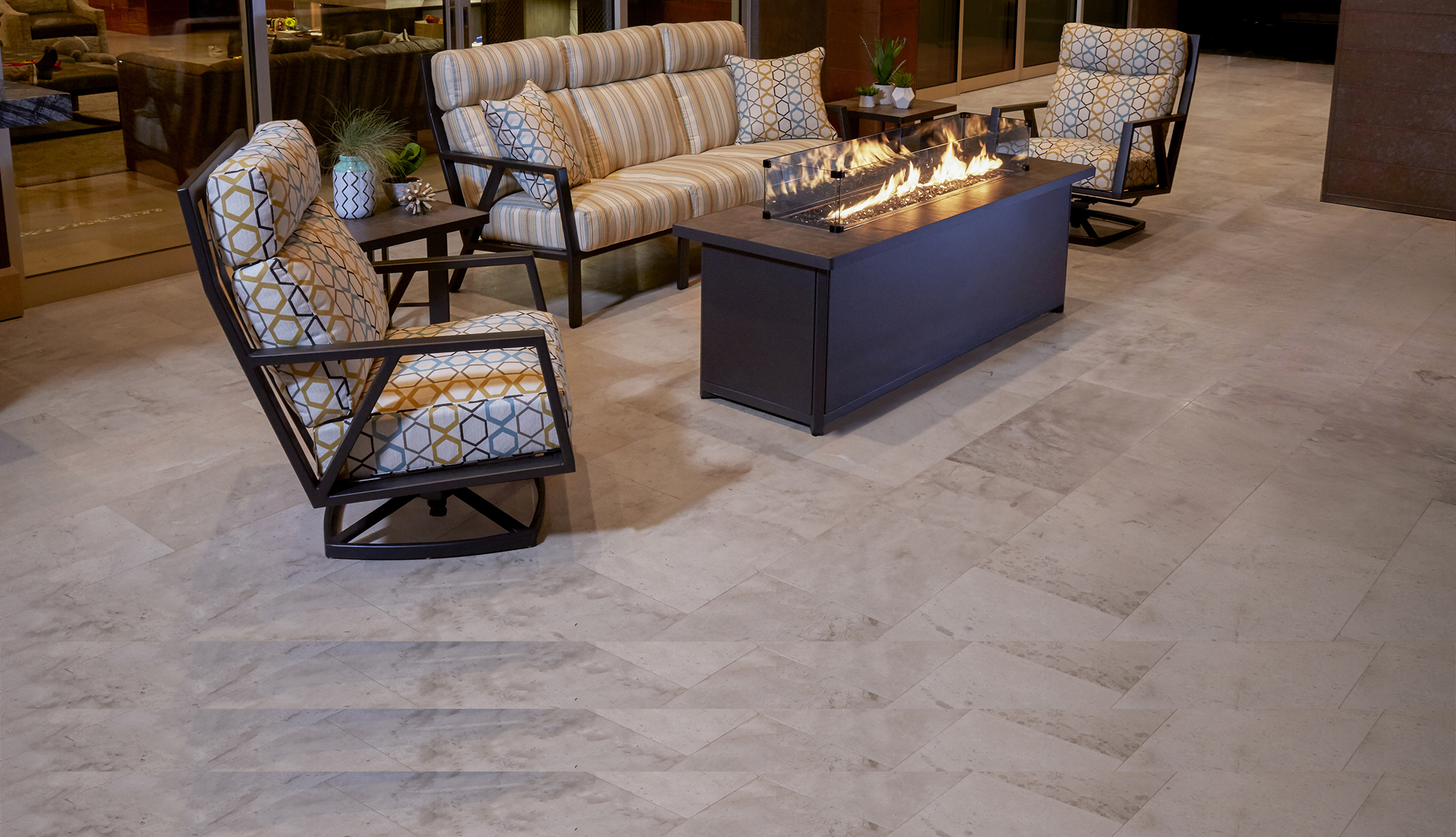 O.W. Lee Luxurious Outdoor Casual Furniture & Fire Pits