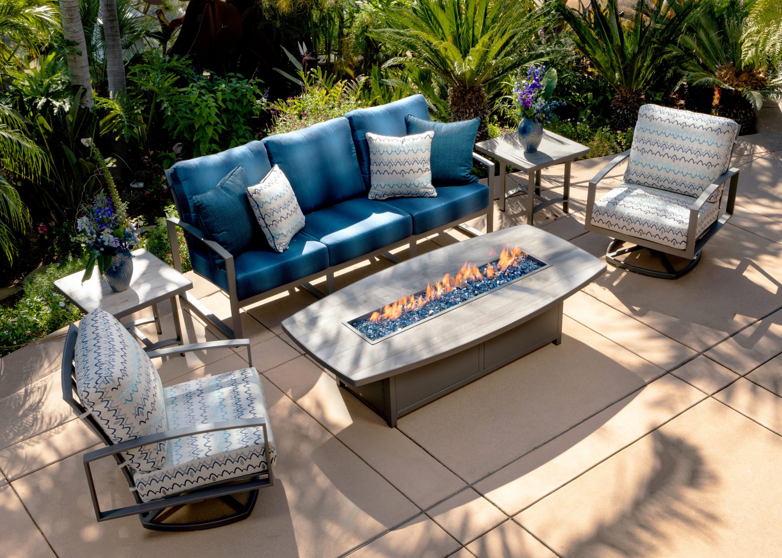 Decorating for Summer: Color Palettes for the Home & Patio 3