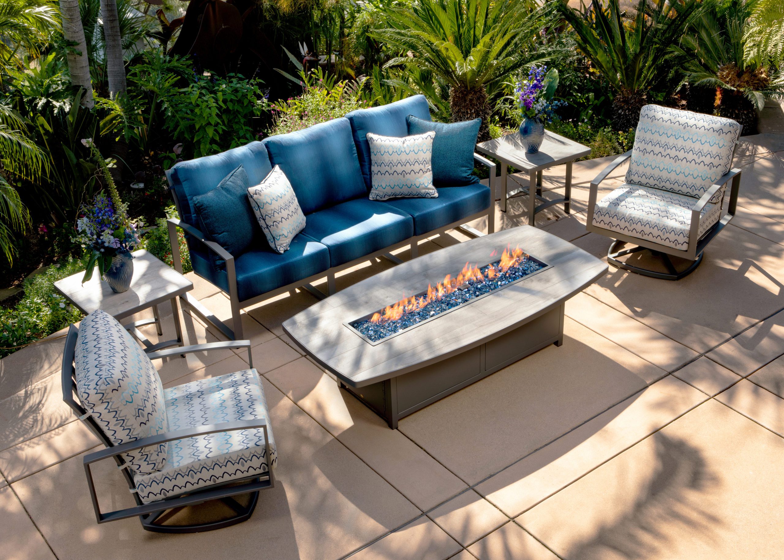 Decorating for Summer: Color Palettes for the Home & Patio 2